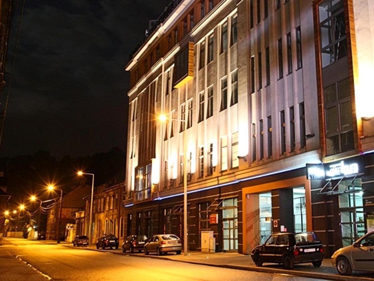 Mlynska 8 Apartament Z Prywatnym Basenem Bílsko-Bělá Exteriér fotografie
